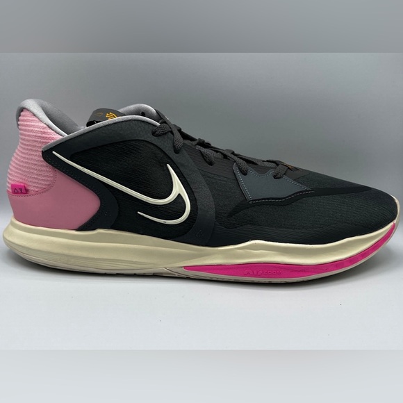 Nike Kyrie 5 Low Coconut Milk Pink Basketball Shoes - Men’s Size 18 (DJ6012-005) - Picture 5 of 9